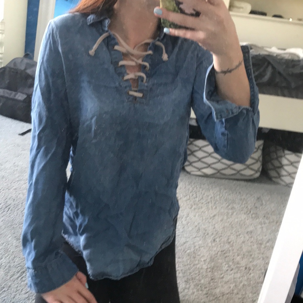 BEAUTIFUL MACYS DENIM LACE UP LONG SLEEVE